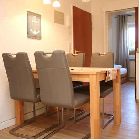 Flurstra_e 10_ Whg_ 1 Apartment *
